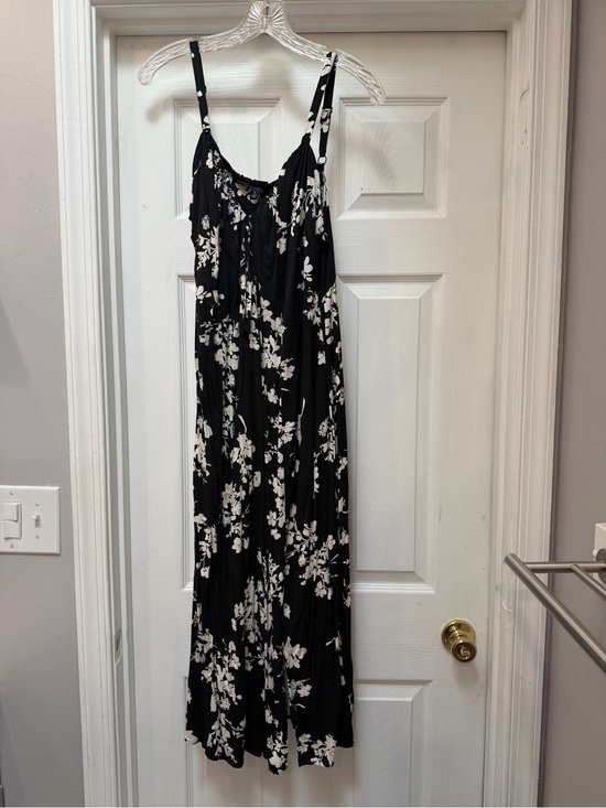 torrid Dresses & Skirts - Tropical Floral Tea Length Stretch Challis Slit Dress